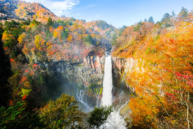 華厳の滝